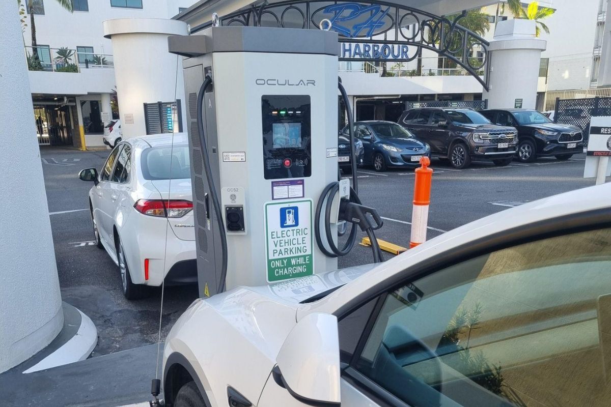 Cairns Night Market Public Charging